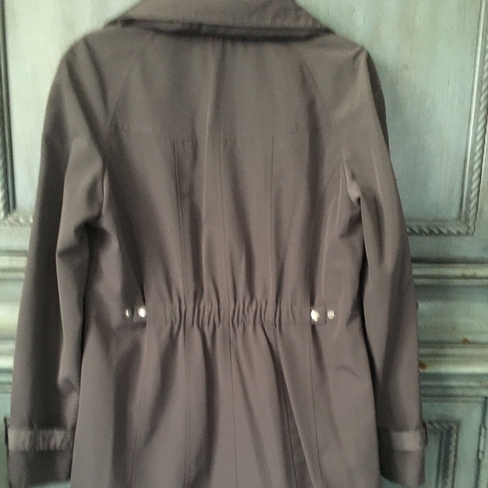 Raincoat With Hideaway Hood View 4